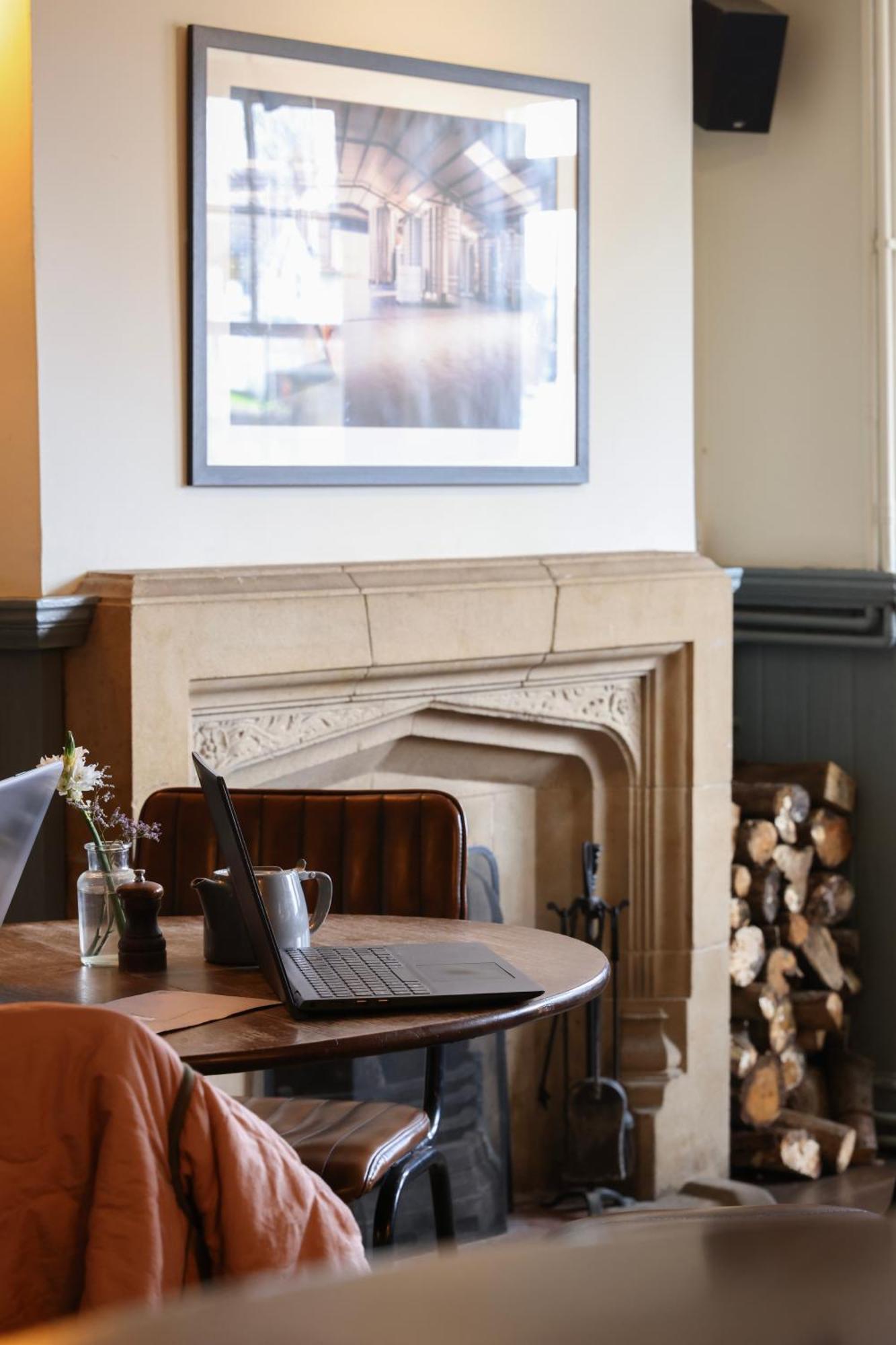 The Swan At Forest Row Luaran gambar